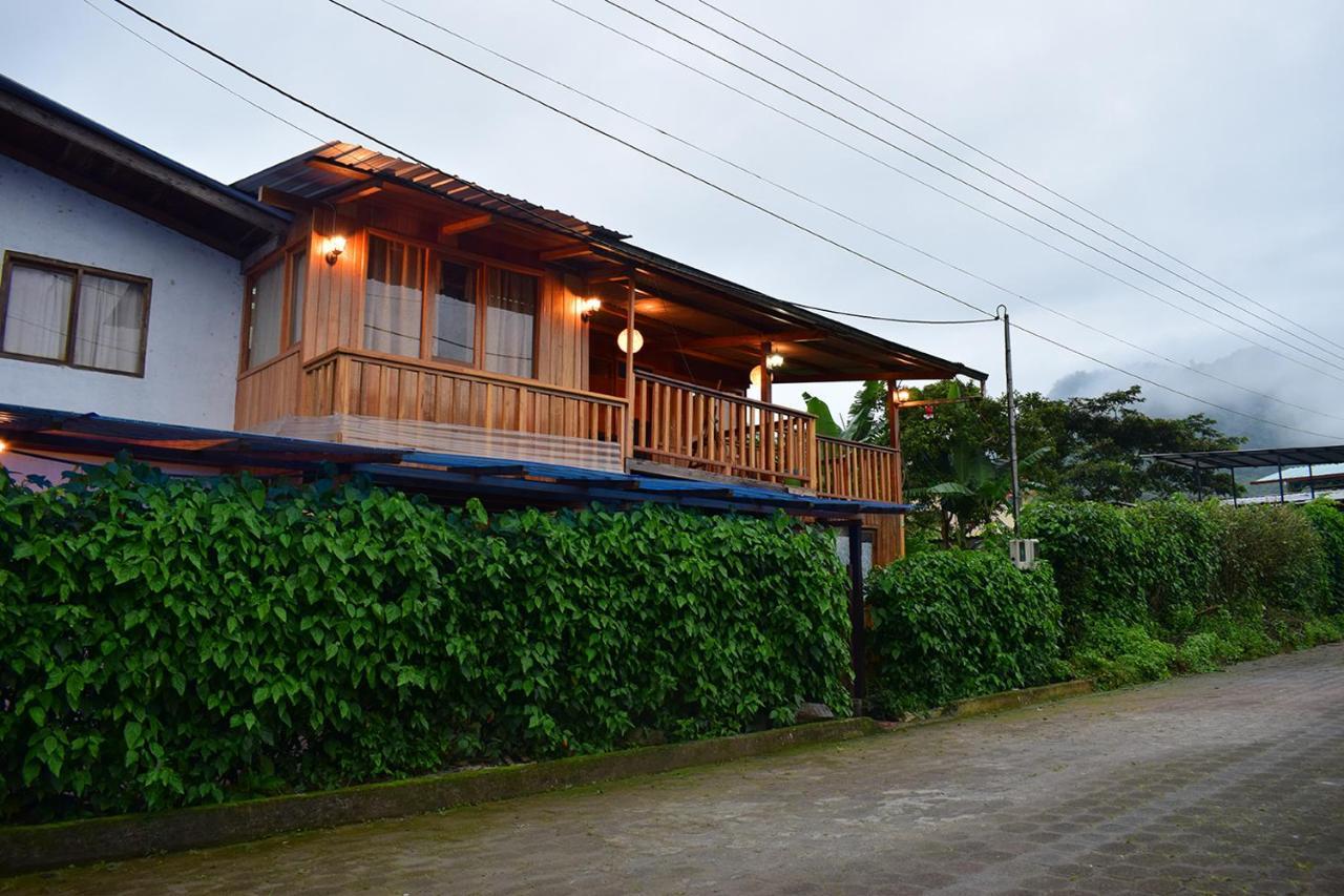 Hostal Los Farolitos Миндо Экстерьер фото