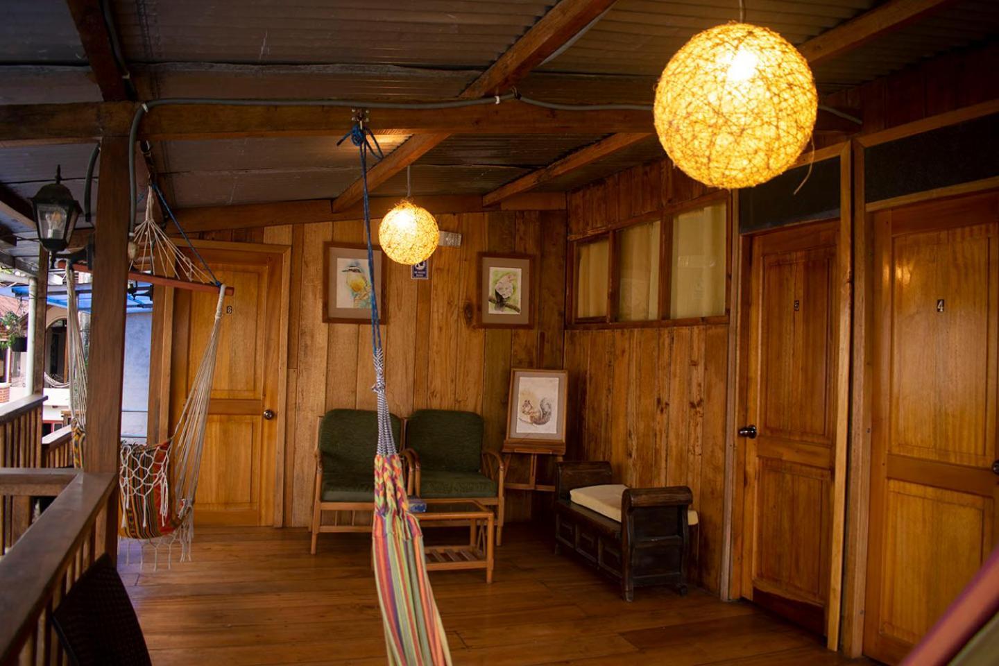Hostal Los Farolitos Миндо Экстерьер фото